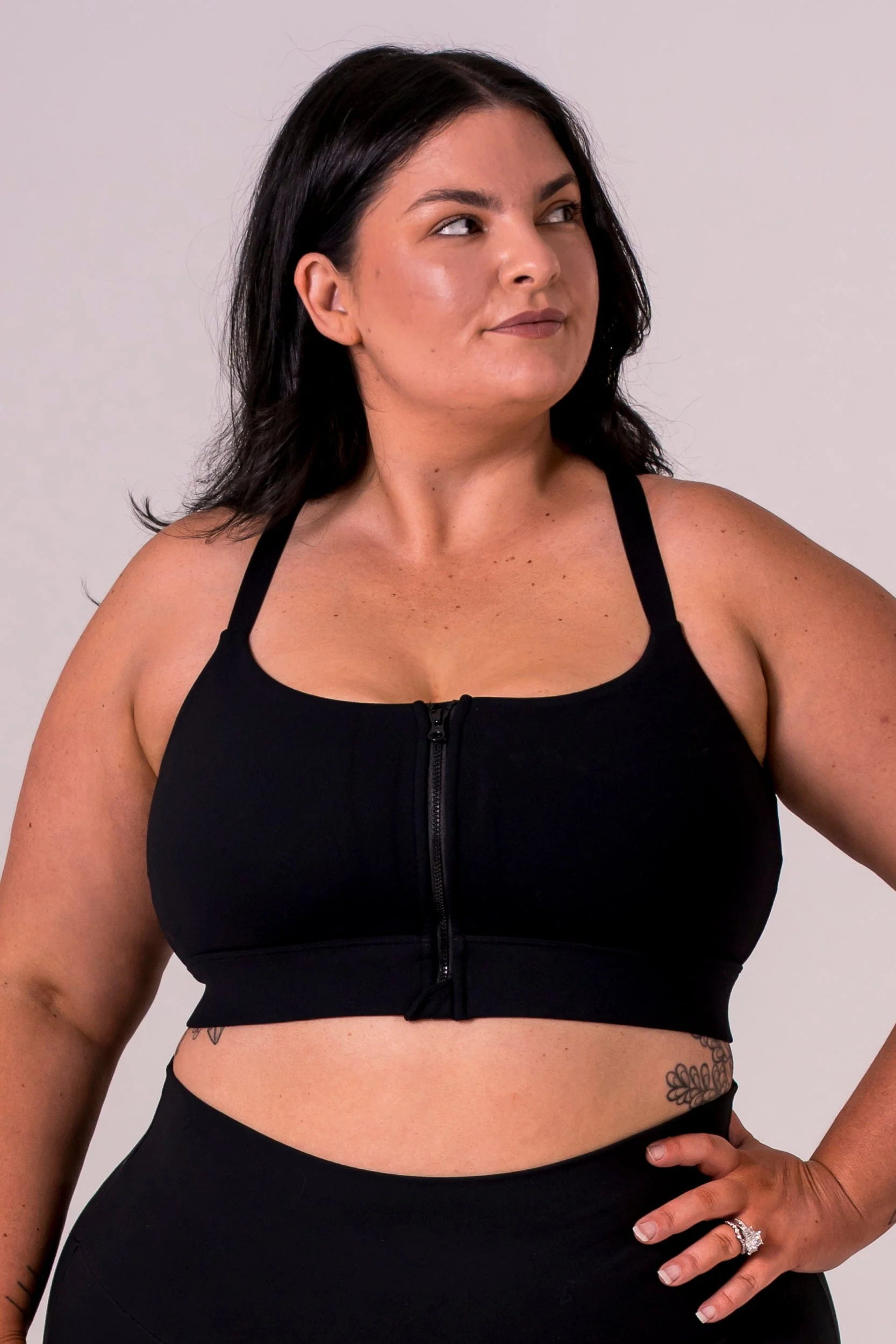 Black Evolve Zara Crop - Image 5