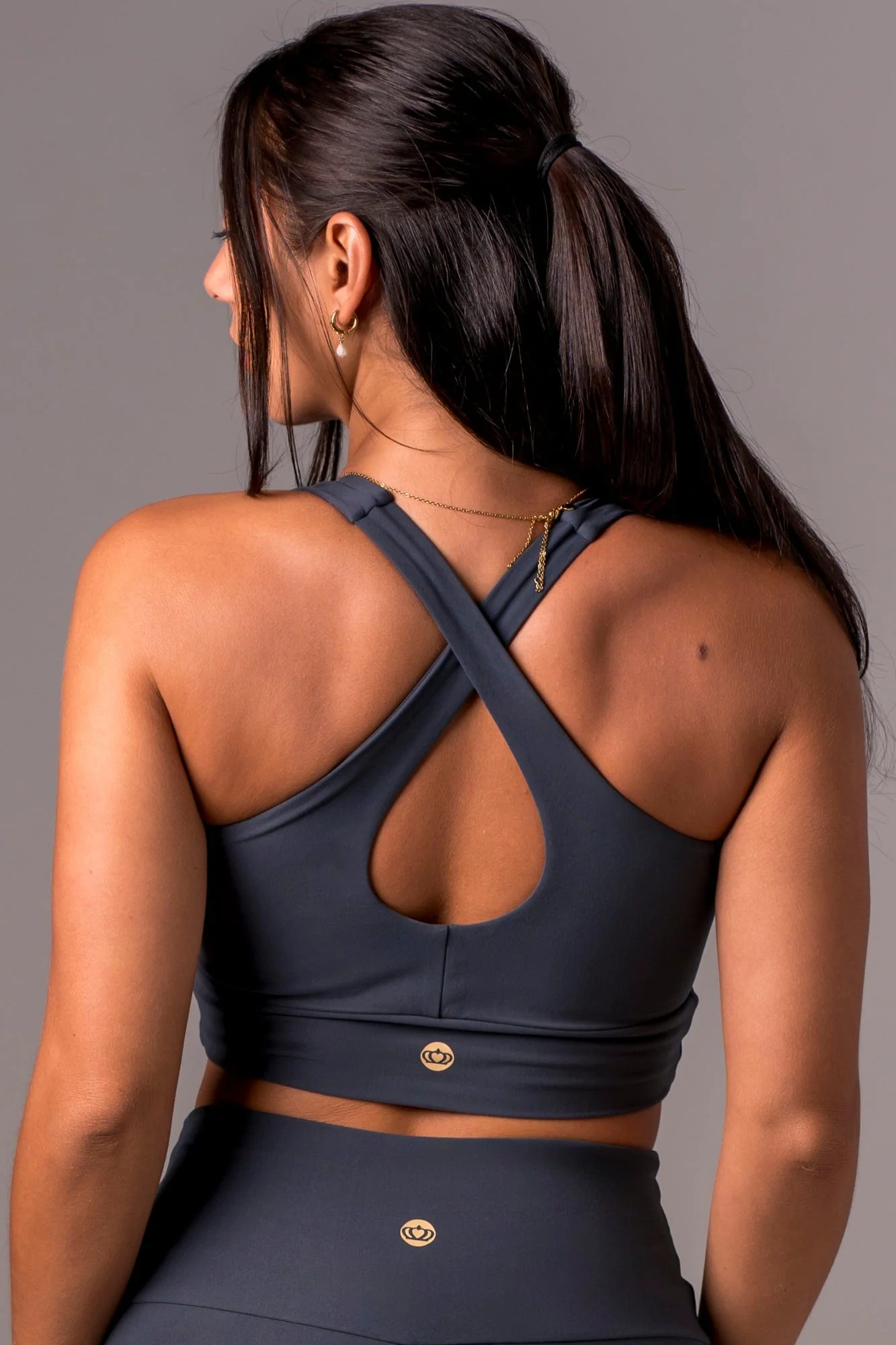 Charcoal Dynamic Sports Crop - Image 5