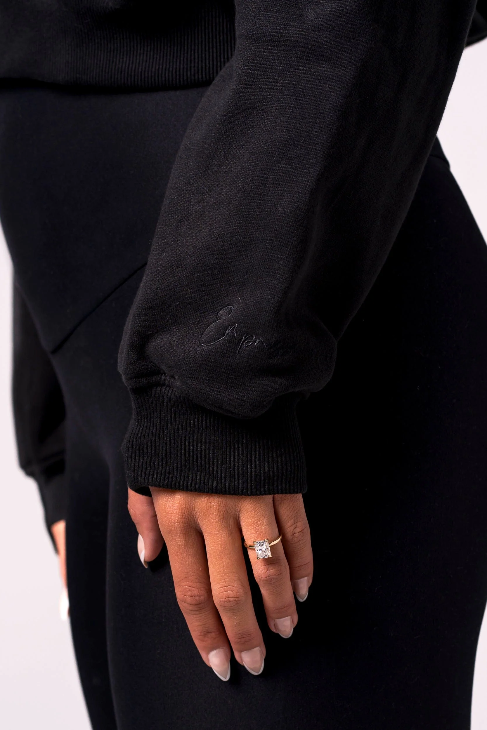 Cropped Black Hoodie - Image 8