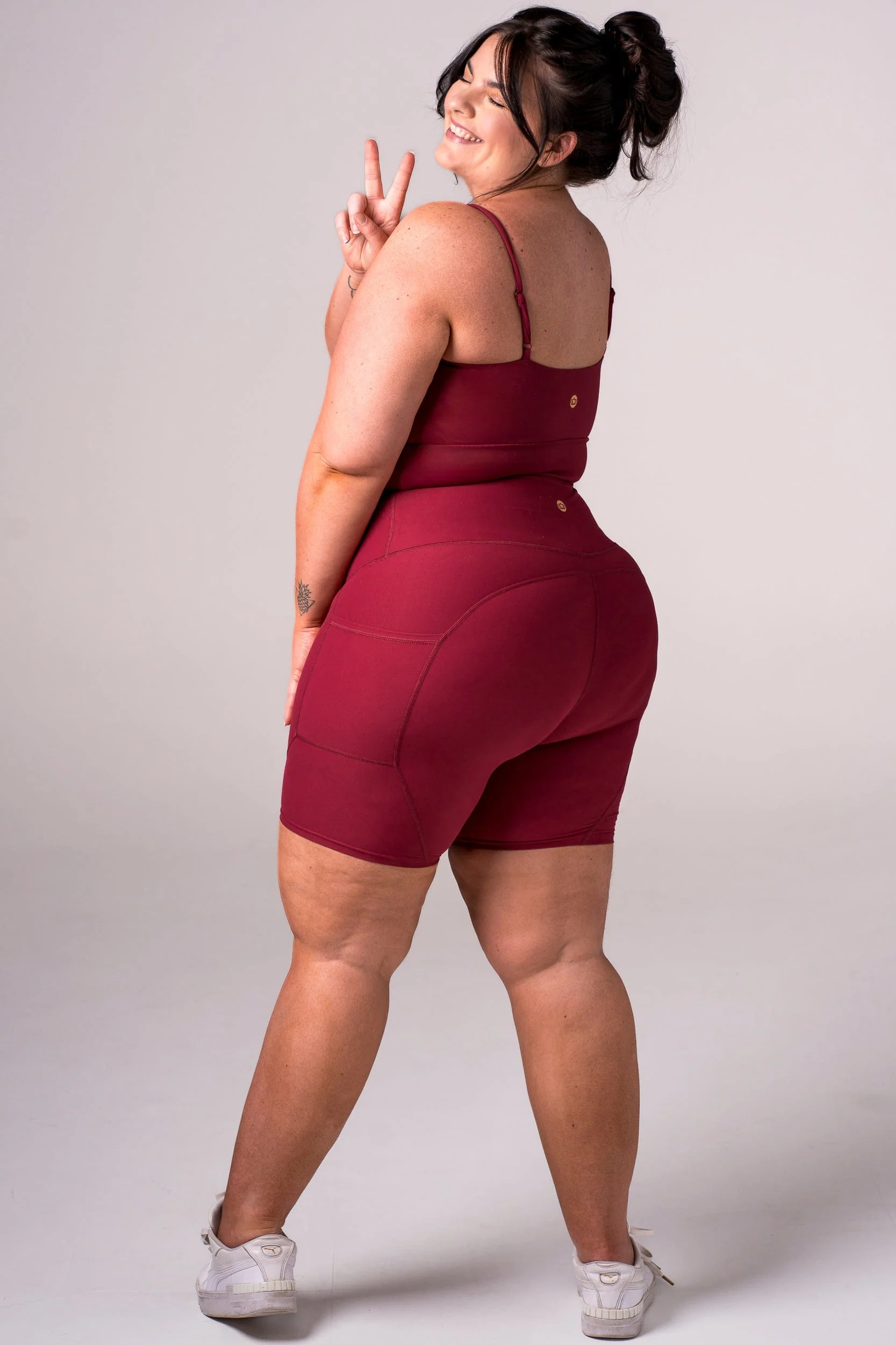 Scarlet Dynamic High Waisted Pocket Shaper Booty Shorts - Image 5