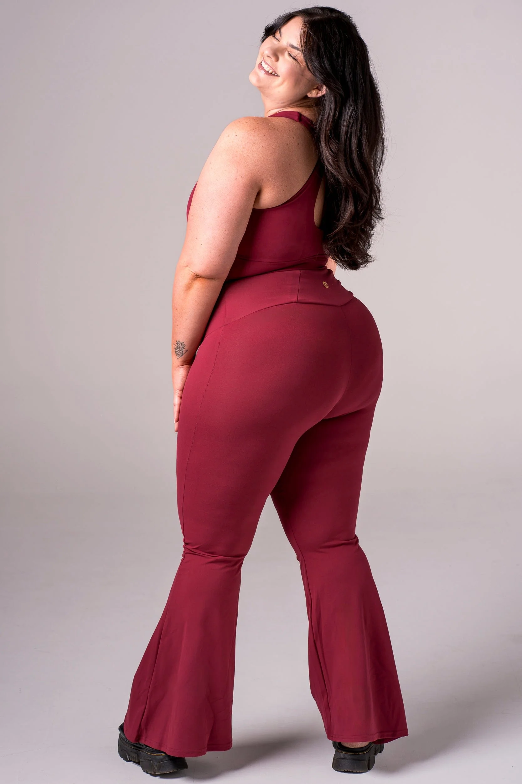Scarlet Luxe Pocket Yoga Pants - Image 5