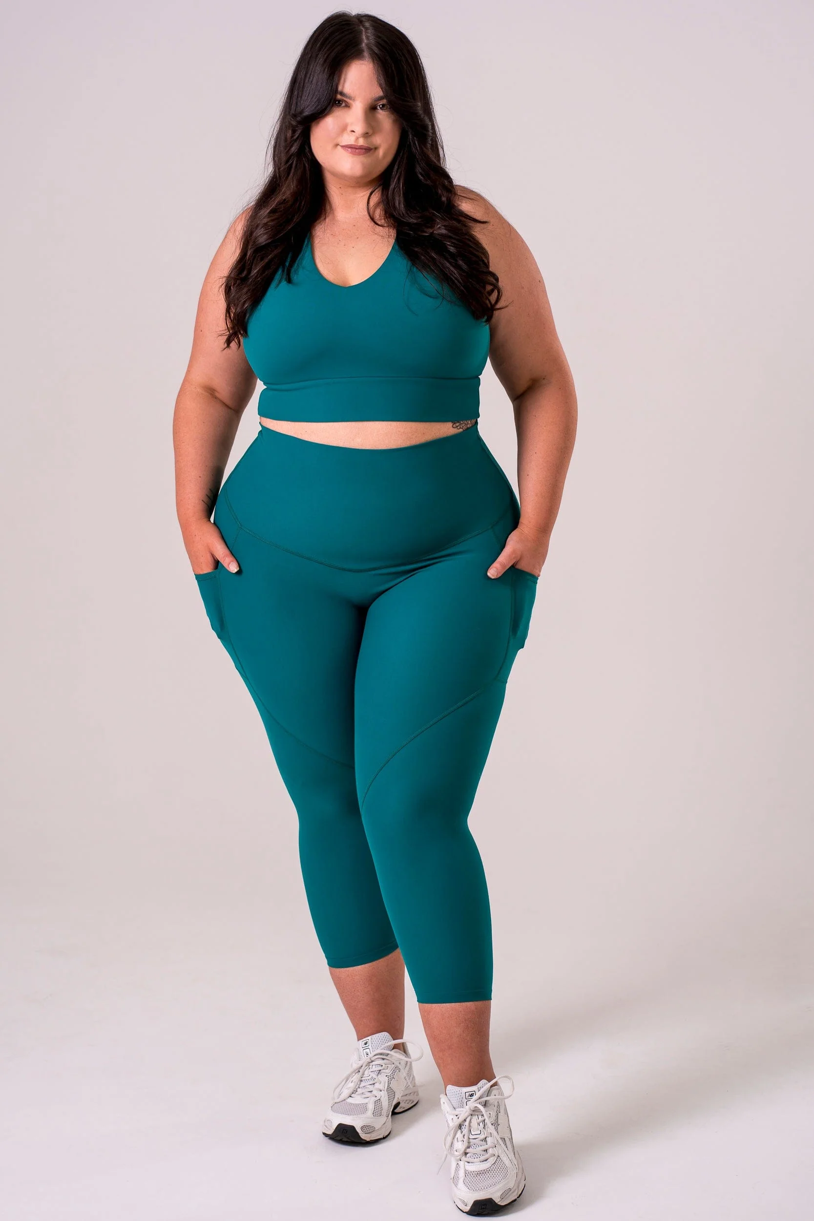 Teal Dynamic High Waisted Pocket Shaper Capri Leggings - Image 6